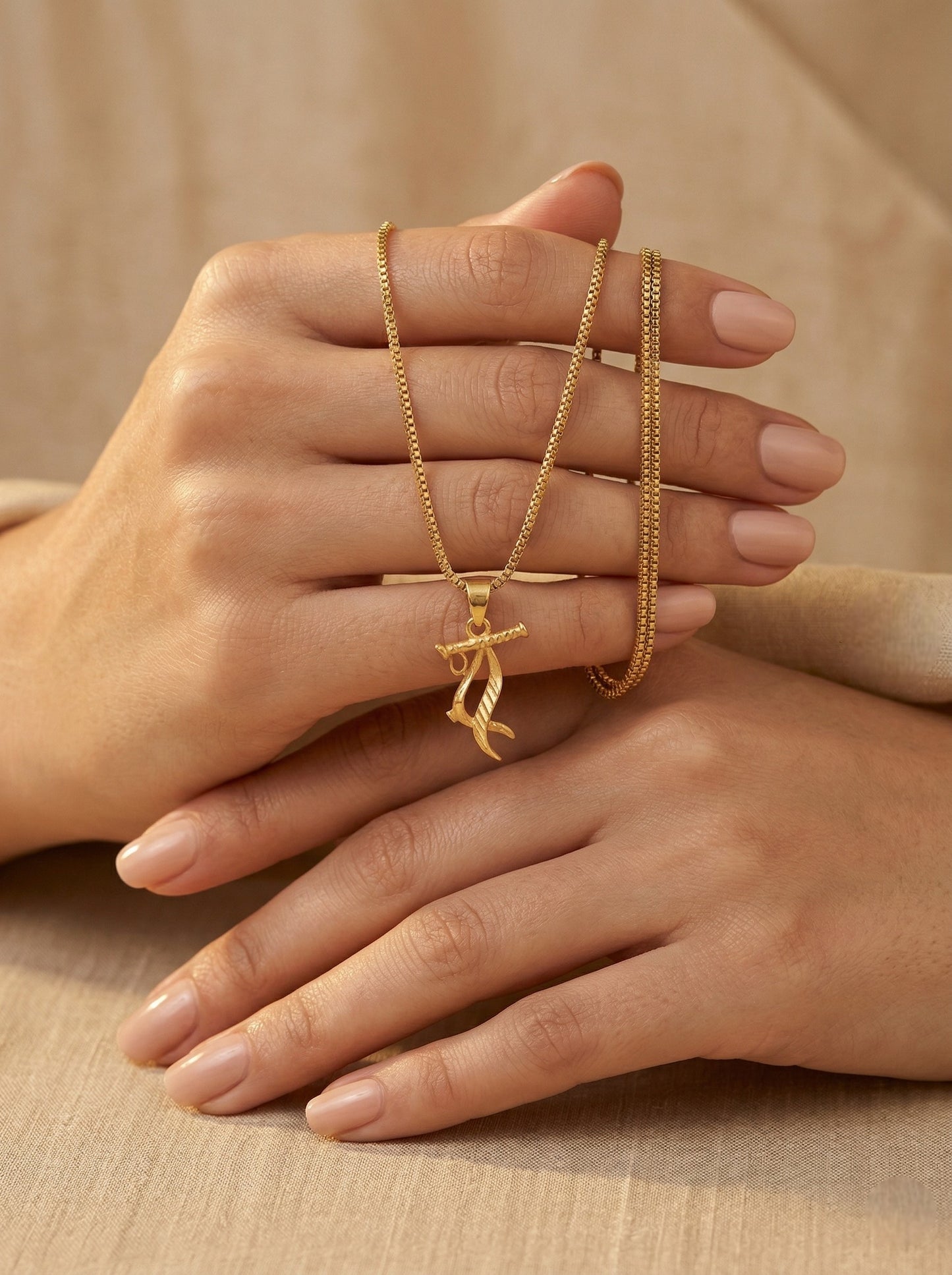 Meira Jewellery Gold Plated Traditional Chain Pendant in Stylish Krishna Murli Design for Women, Minimalist Gold Chain Necklace with Religious Style Charm, Daily Ethnic Simple Pendant Chain Necklace