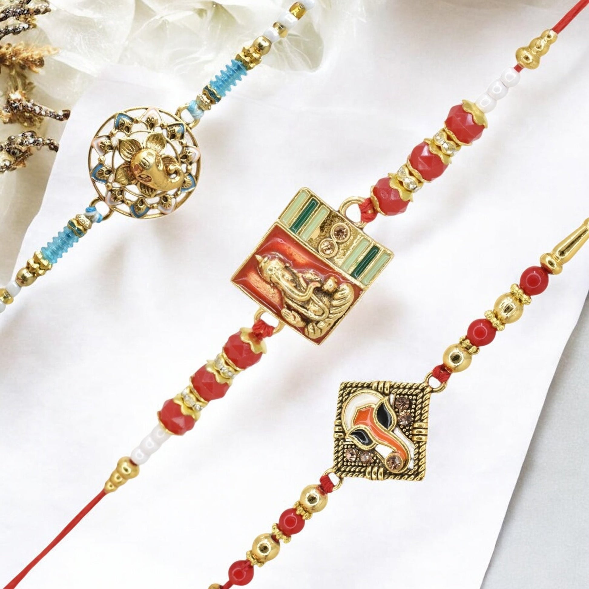 Rakhi with Greeting Card and Box