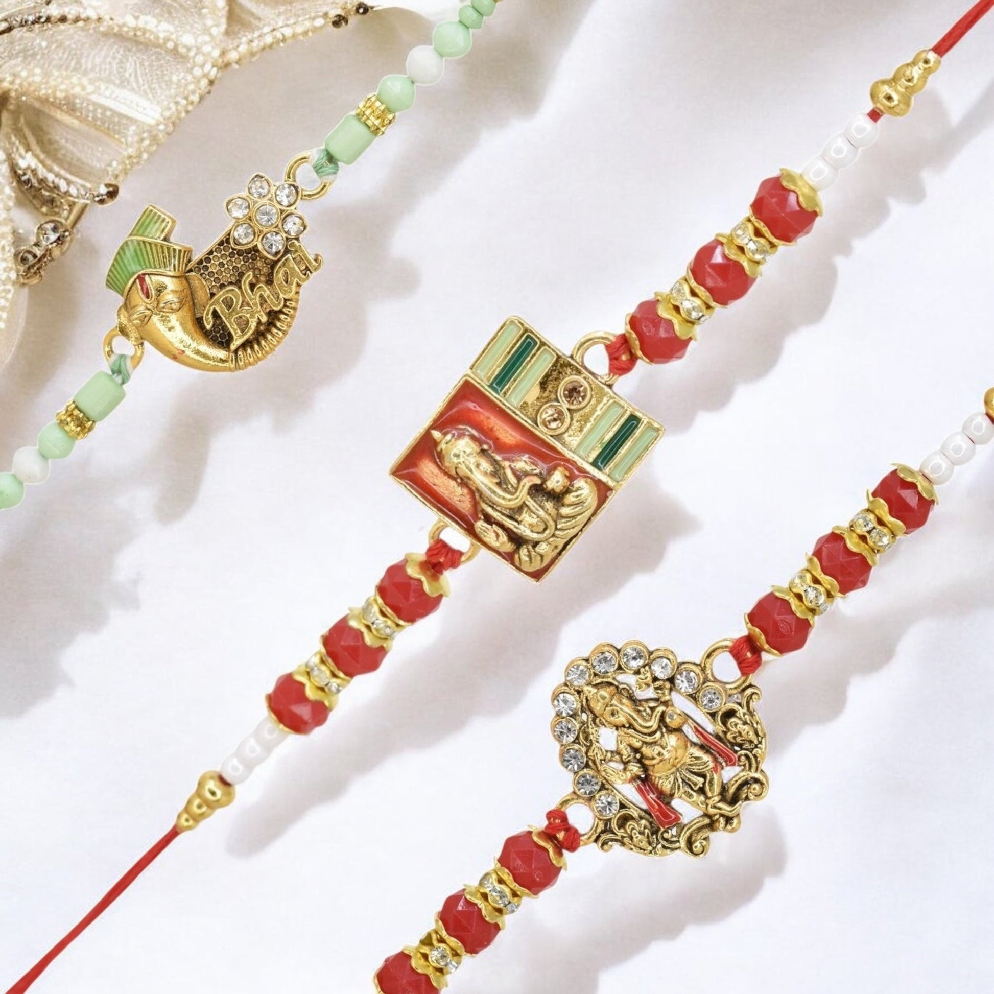 Rakhi with Greeting Card and Box