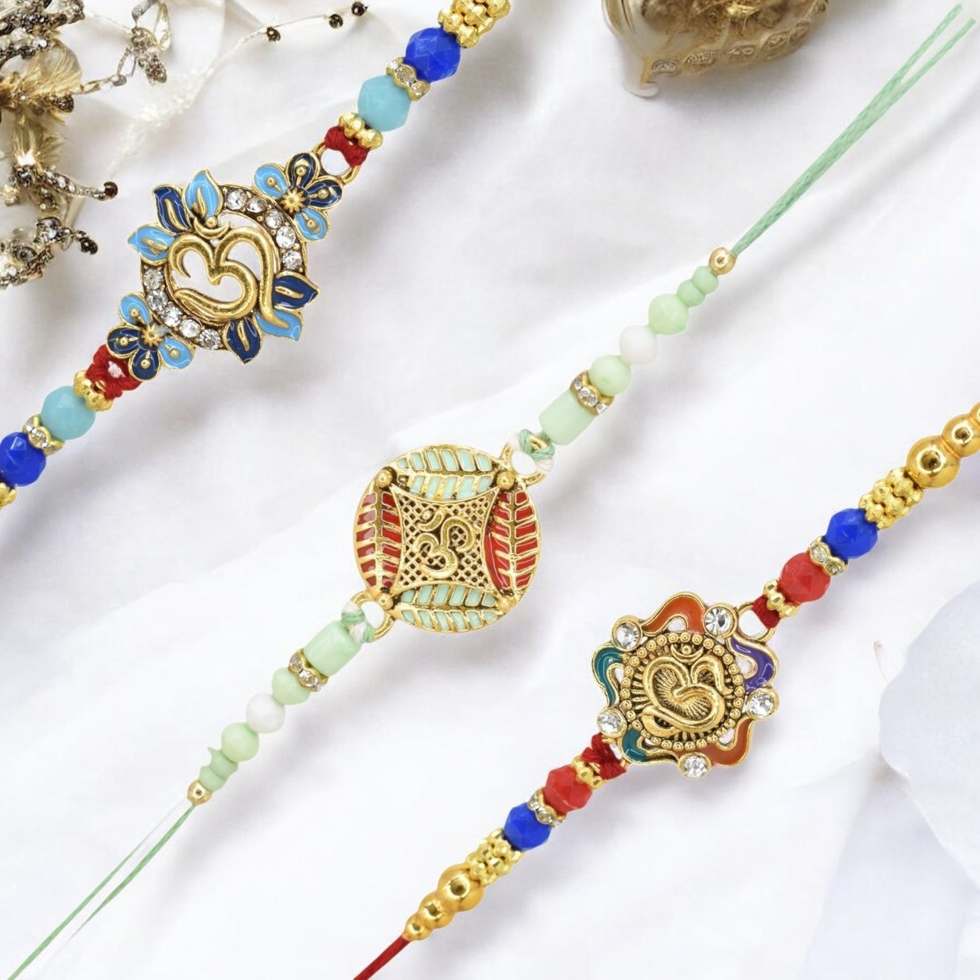 Rakhi with Greeting Card and Box