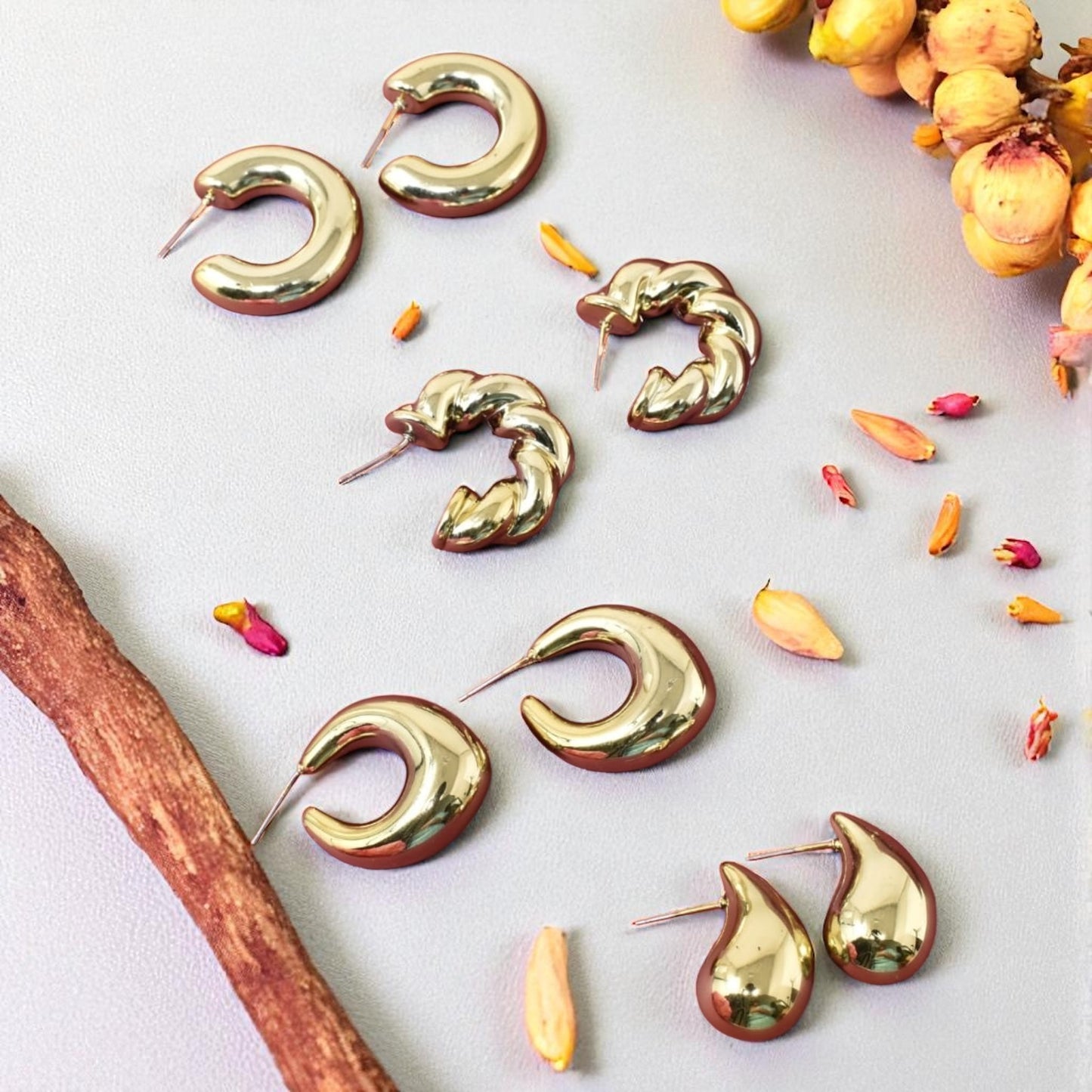 Anti Tarnish Stud  Gold plated Korean Minimal Tear Drop Pack of 4  earrings