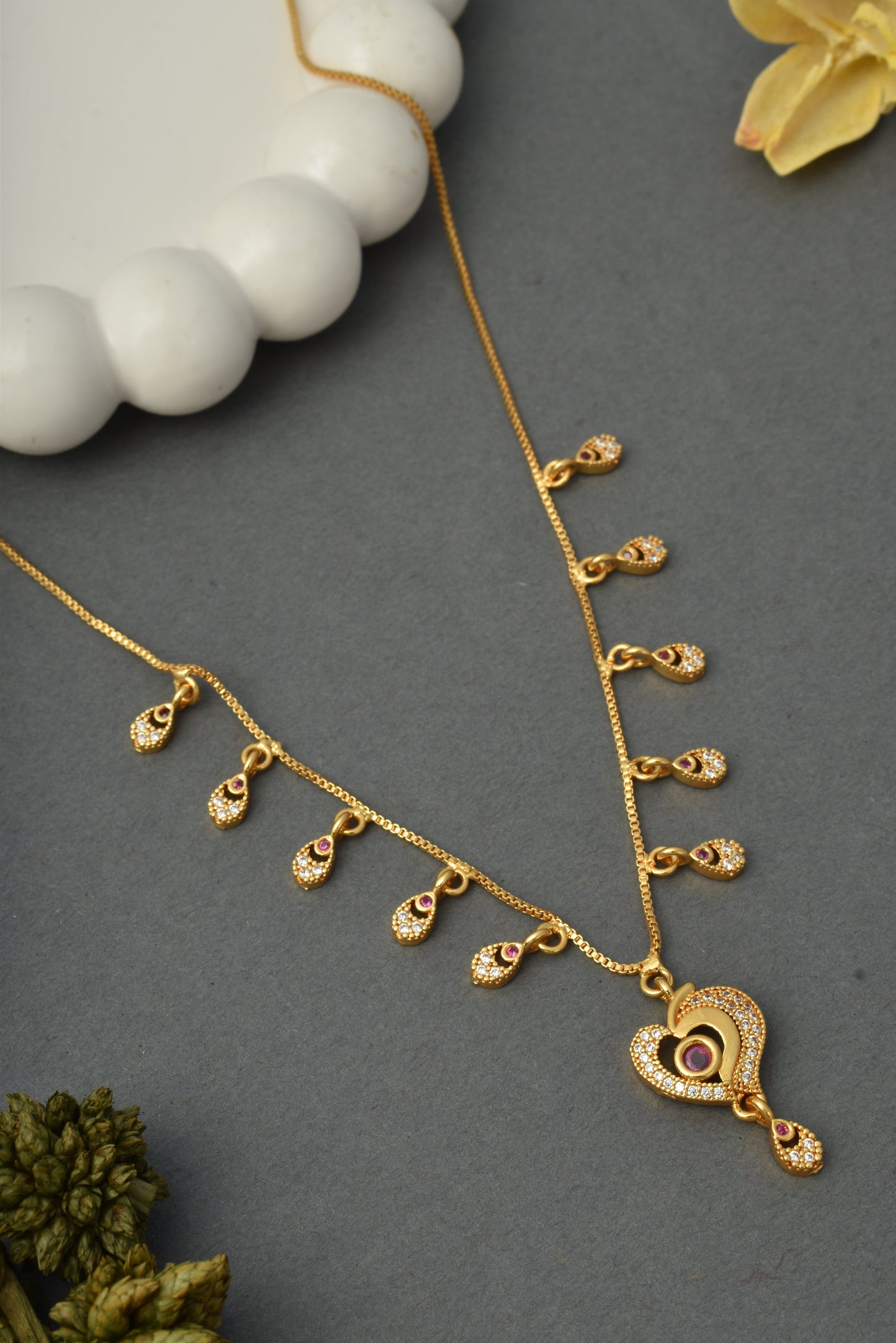 Ethnic Gold-Toned Tanmaniya Necklace for Women