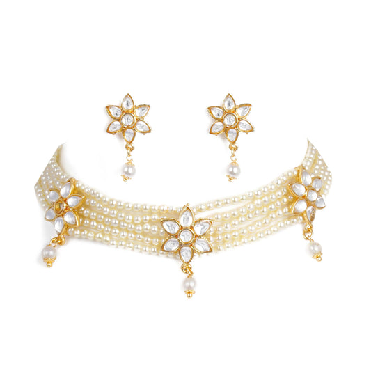 Rajputi Choker Set in White kundan and Pearls Work