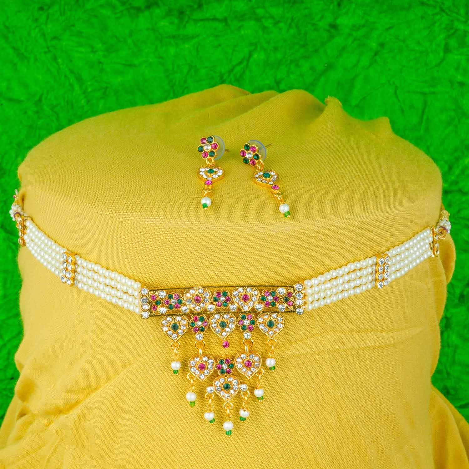 Royal Rajputi Moti Choker Chik Set