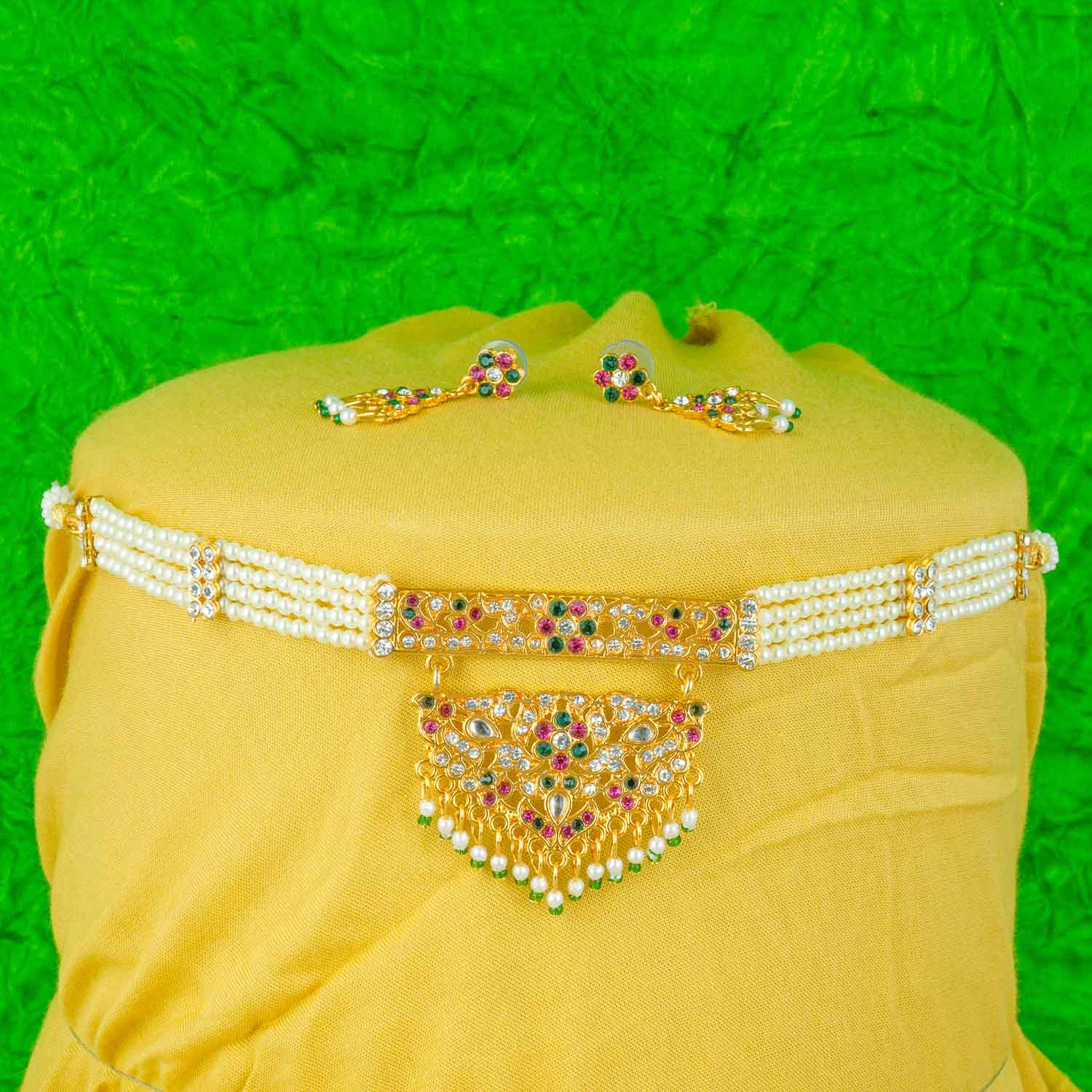 Royal Rajputi Moti Choker Chik Set