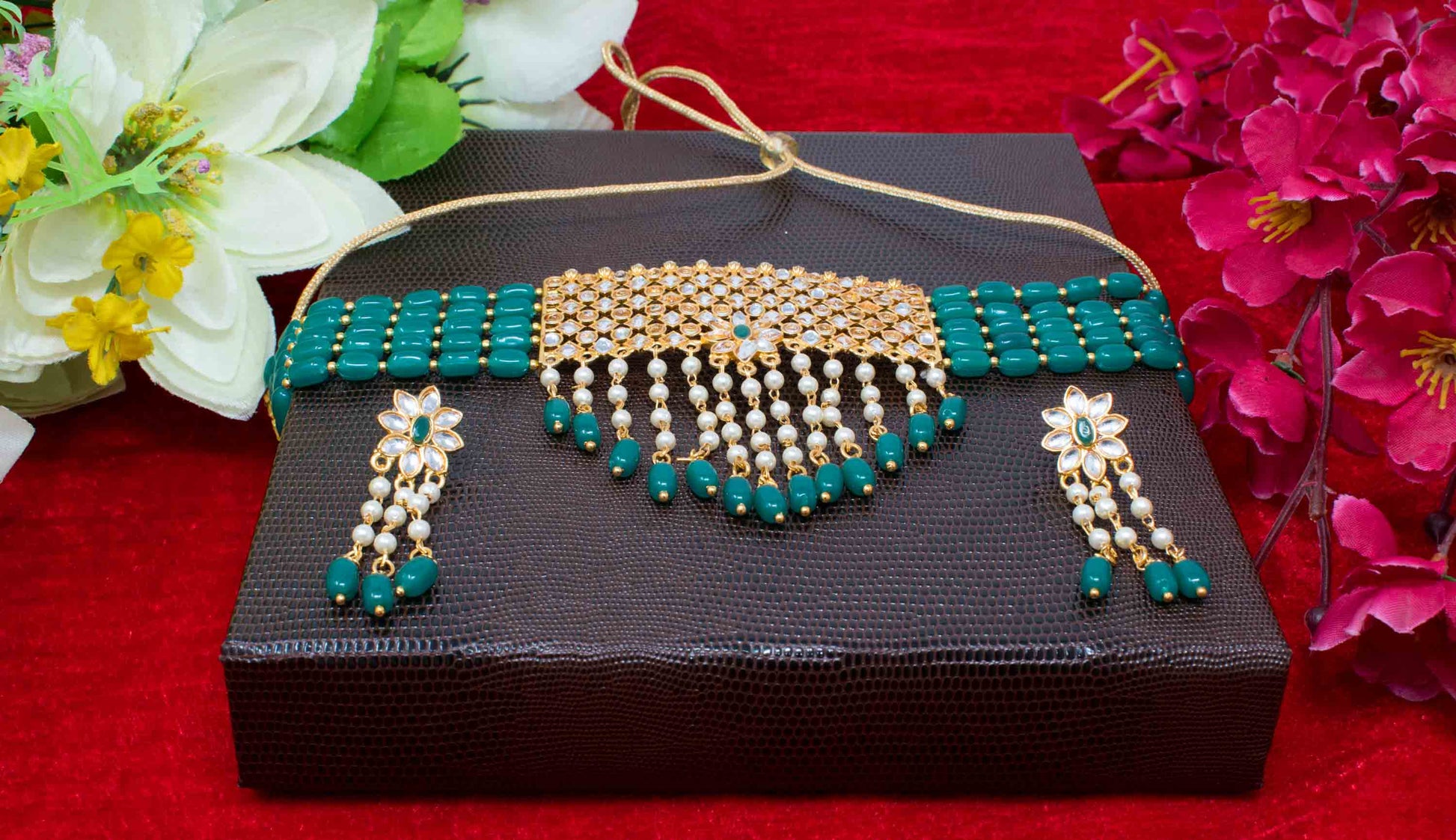 Pearl Choker with Kundan Studded