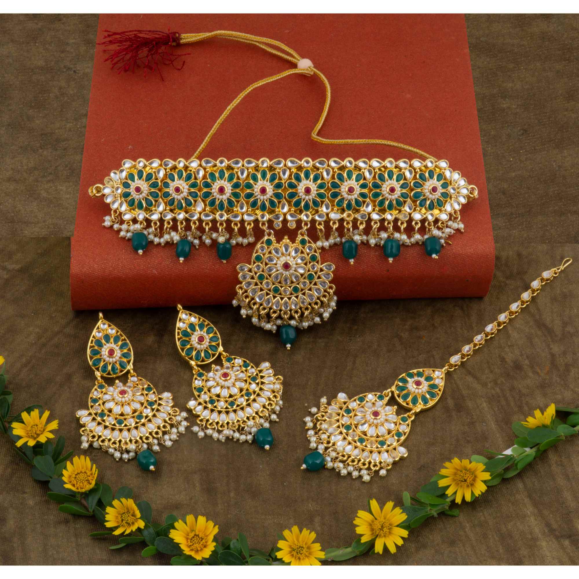 Golden and white combination Beads studded Kanthi with AD Pendal