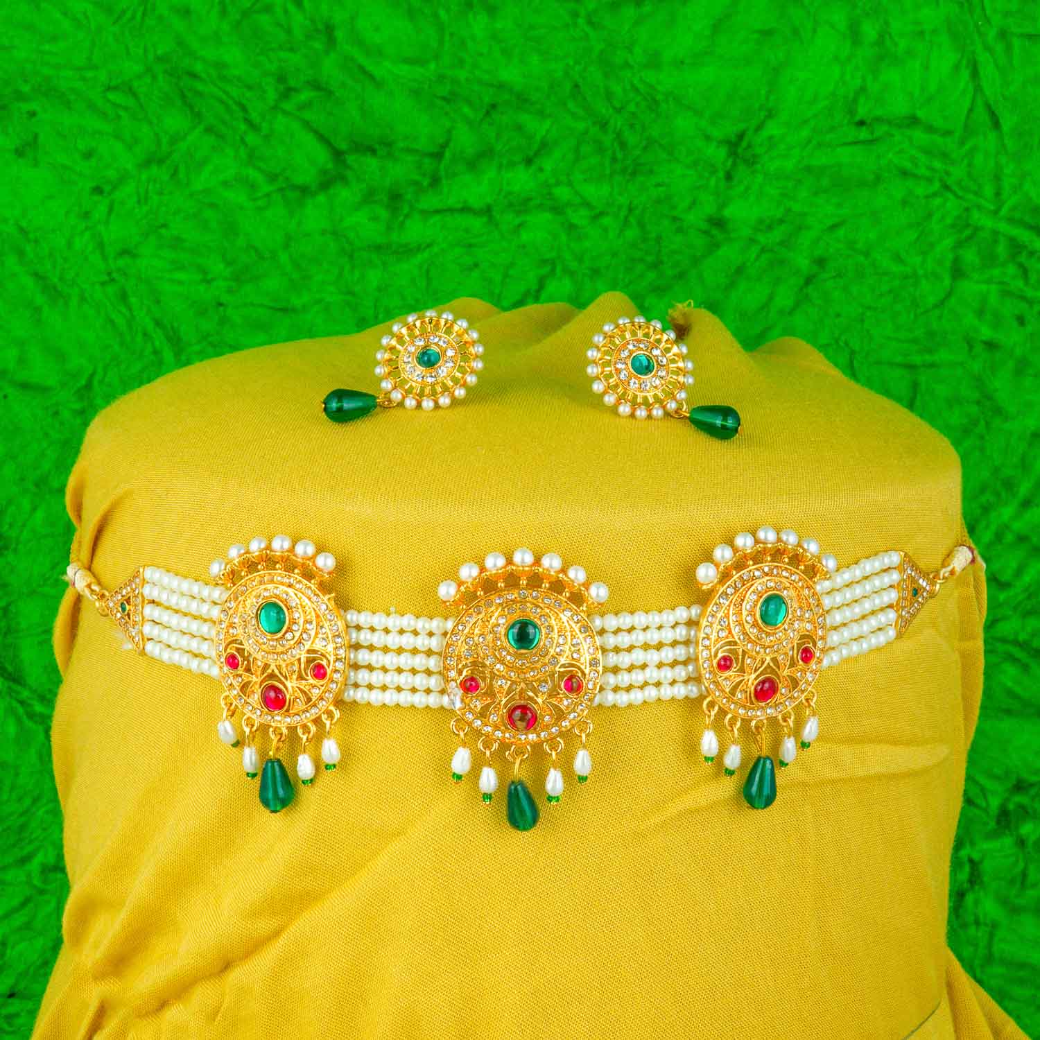 Royal Rajputi Moti Choker Chik Set