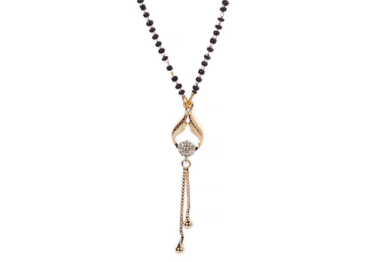 Meira Jewellery AD SOLITARE pattern studded Mangalsutra with iching pendal & Latkan in Rose Gold