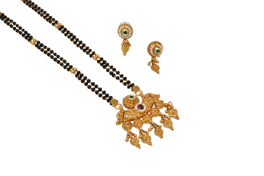 Golden and black beads chain with pendal