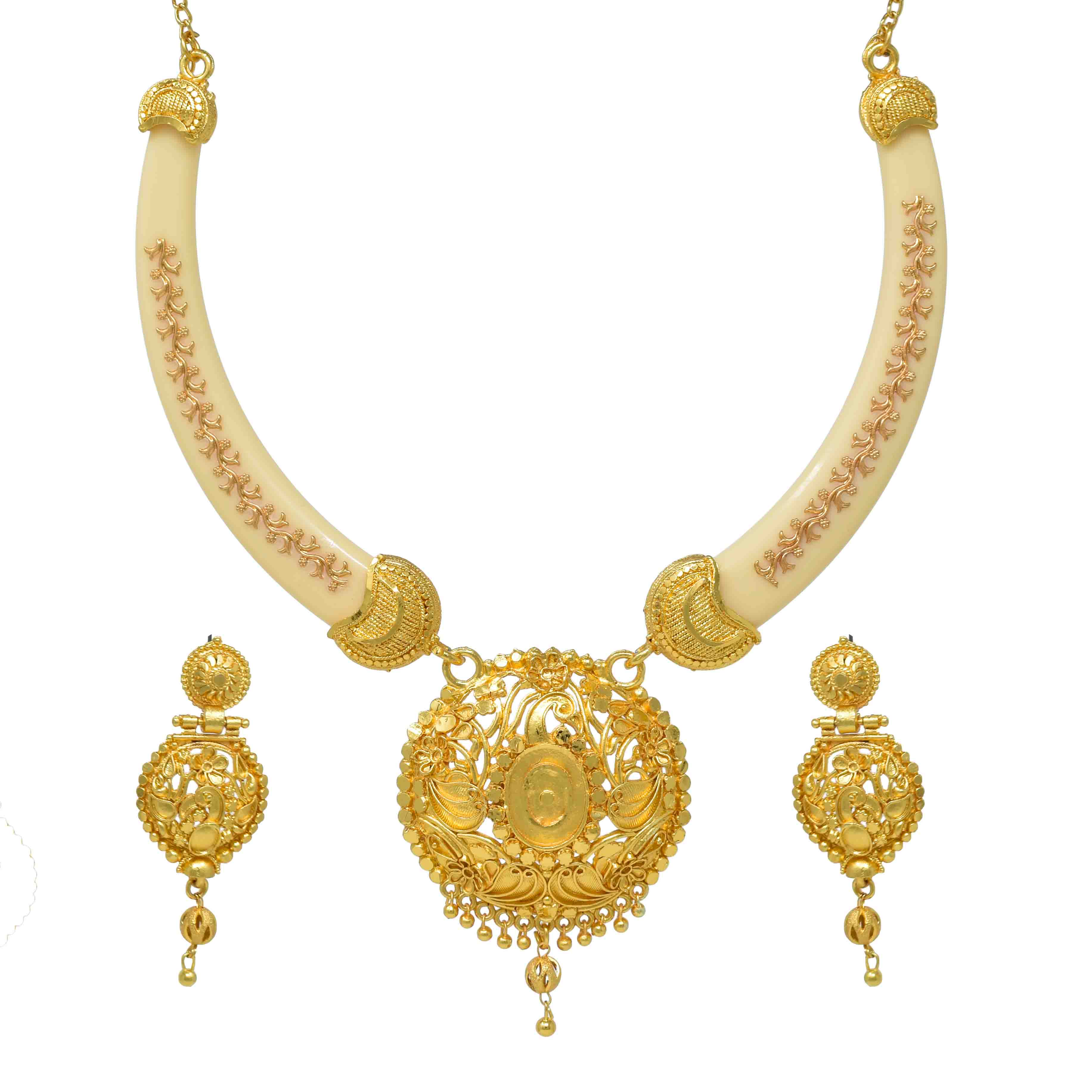 Traditional Cream Color Pola Necklace for women with Earrings